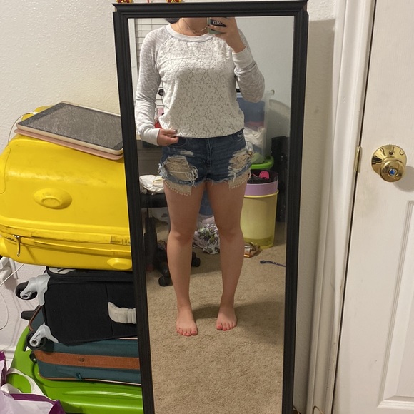 Olivia moon Light sweater with lacy design - Picture 2 of 2